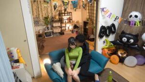 22歳看護師みな、ヤリ部屋で豹変。純白スレンダー＆国宝級美尻が激ピストンに大絶叫！