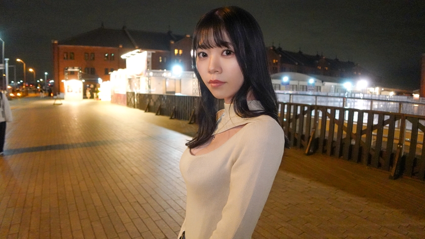 【初撮】24歳・受付嬢かなの禁断美ボディ。清楚な制服の下は想像を絶する極上スレンダー