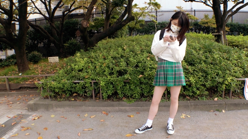 【AV潜入取材】「身体を張って描きますｗ」純粋美少女イラストレーターが拘束アブノーマル体験でイキ狂う限界露出！