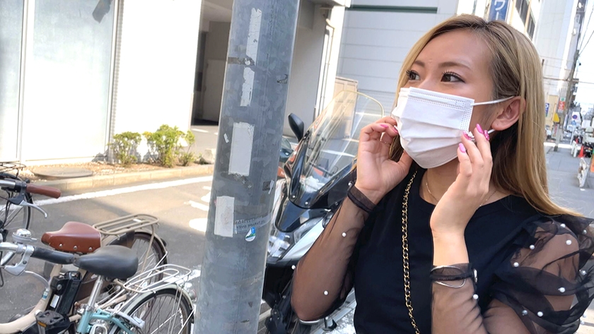 【放送禁止】黒ギャルがセフレに全開露出。尽くす系の献身SEXと生ハメ衝撃映像