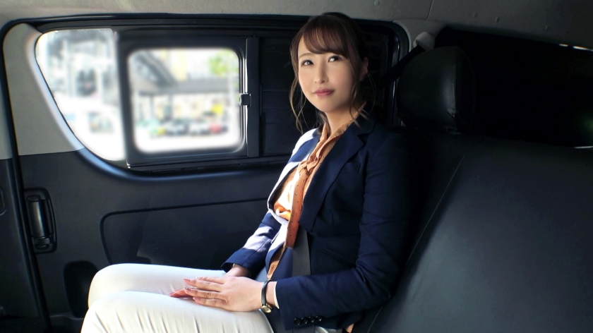 「寝れないからして？」ストレス溜まった美人OLが本能剥き出しで中イキ連発！即イキ潮吹き快眠SEX