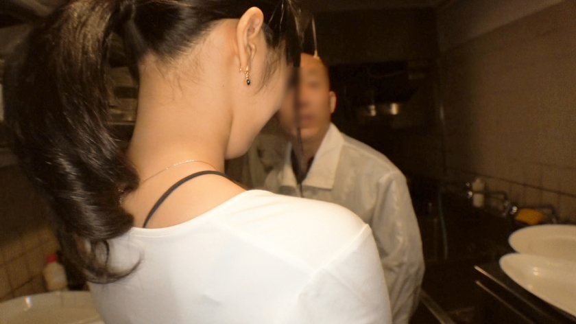 「え、本物…？」池袋のバーにいた超絶美女・ちあき（20）をガチ勧誘してみた結果