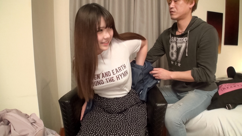 【初撮】美容学校に通う19歳わかな、初めての軟派体験をノーカット収録。