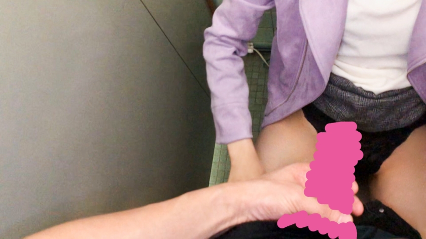 「クッソ美人…」旦那に内緒で野外アナルまで開発された27歳主婦・佳奈。ピンク乳首とクビレが眩しい濃厚密会映像。