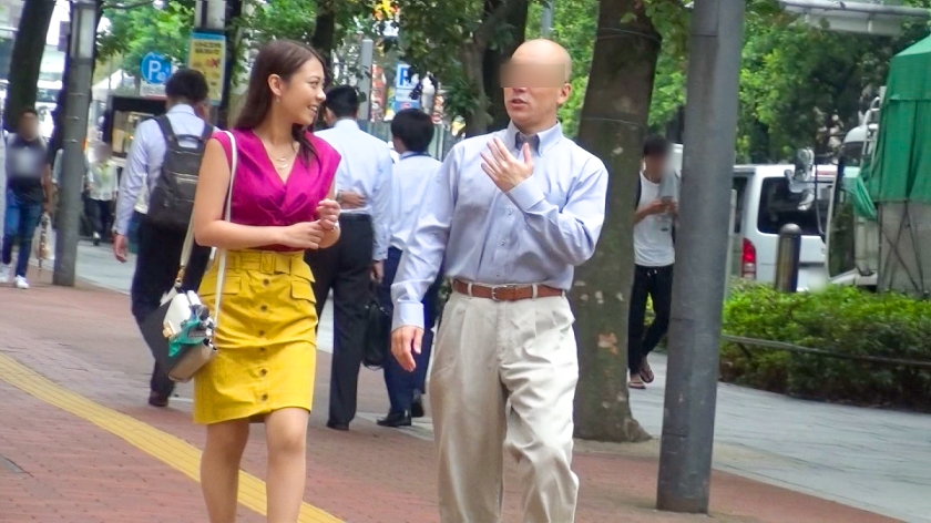 街行くセレブ美女をナンパしたら、中出しOKの超絶淫乱妻だった！27歳の完璧ボディを隅々まで愛でる禁断の自宅交わり