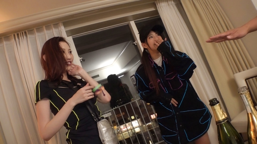 若妻風26歳と現役JDのいとこコンビを誘惑！ULTRA帰りのホテル飲みで美女2人と乱れる禁断の夜